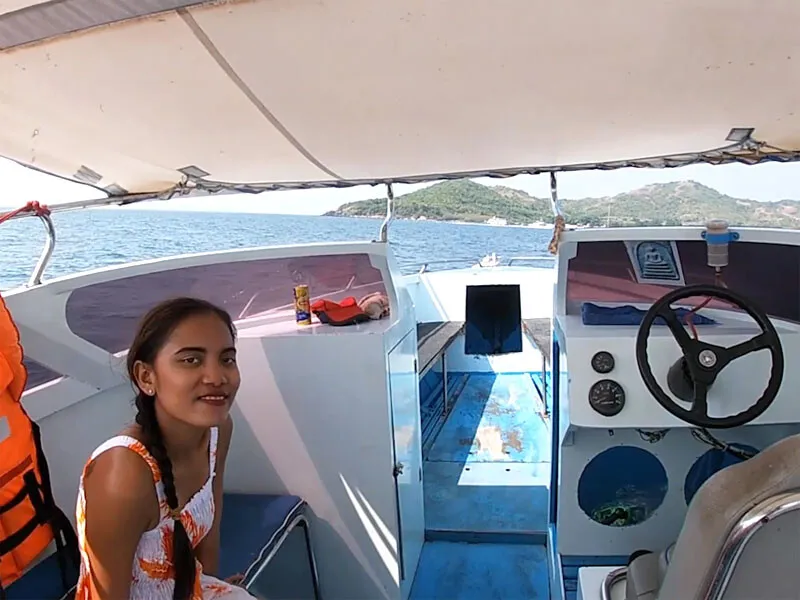 Rented a boat for a day and had sex on it with his Asian teen 18+ girlfriend