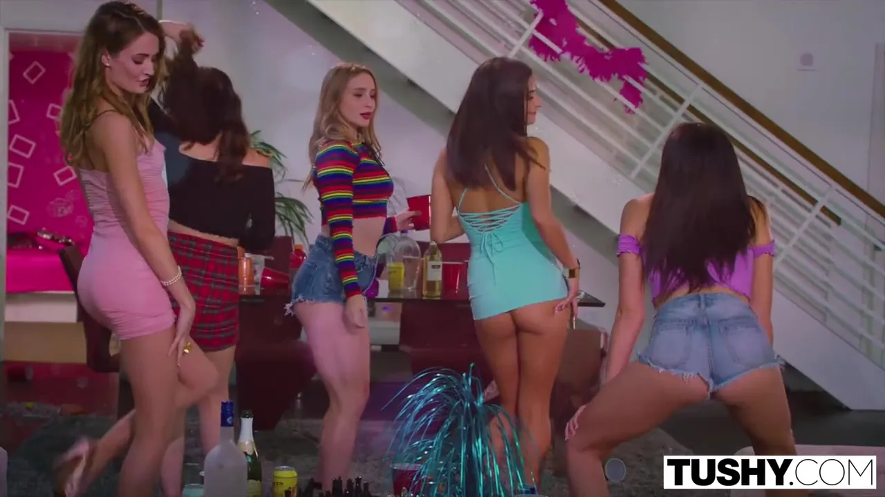 Party Cooters Emily & Avi Team Up For Micks Dick!