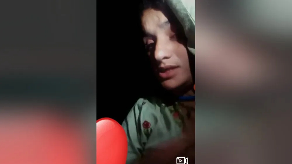 Sexy Paki Bhabhi Shows Her Boobs And Pussy 5