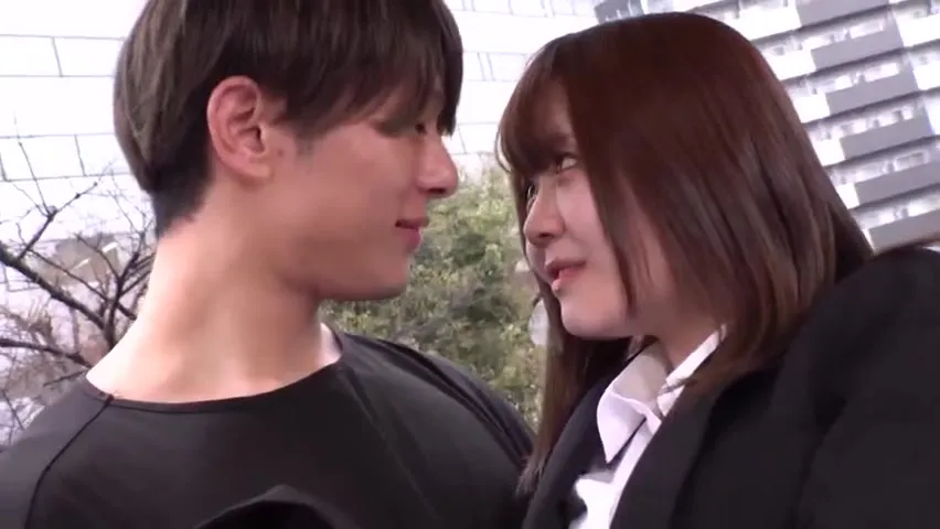 QYYFYAGUUSWSAUDPRB35SKMJ524