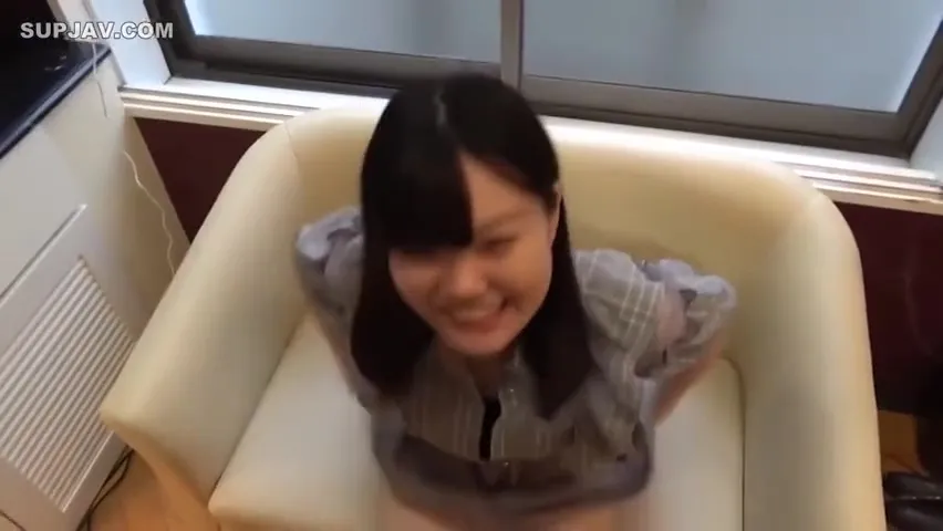 Make A Famous Maid Cafe Girl Crazy With A Popular Toy Wu0nizer Idol Of Akihabara! / Fucked [high Quality With Special Offer]!