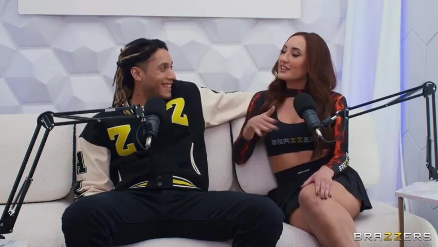 Chloe Amour, Luna Star - The Podcast: In Hd