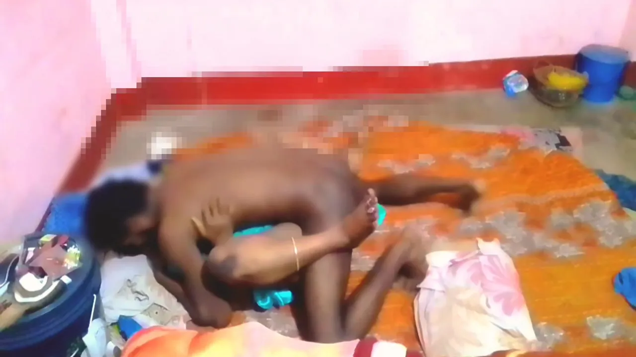 Patni Ko Raat Mein Pakadpatni Ko Raat Mein Pakadkar Kaun Choda