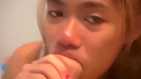 Little Thai sucking big dick for fun GF 18 years Hardcore blowjob Asian