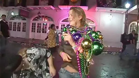 Showing off those nice titties - DreamGirls