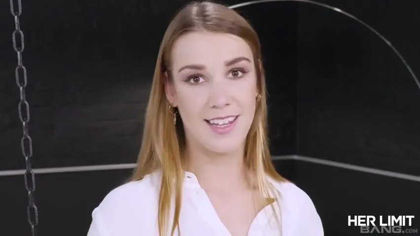 Alexis Crystal Cums Multiple Times As Her Pussy Is Stretched To The Max