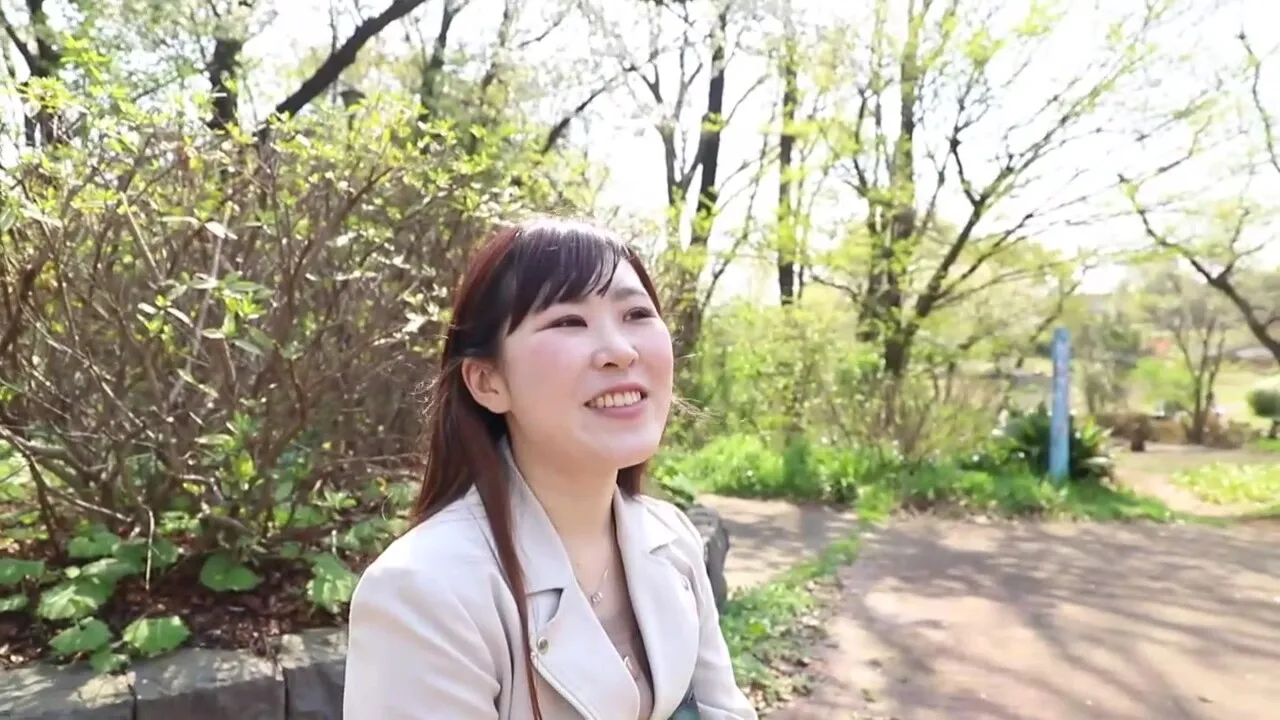 336knb-157　自身の膣の形状に旦那さんのチ●ポとはハメあわず困っている