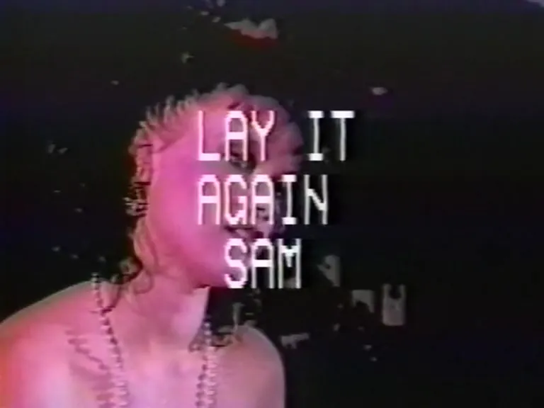 Busty whore fuck in the night bar