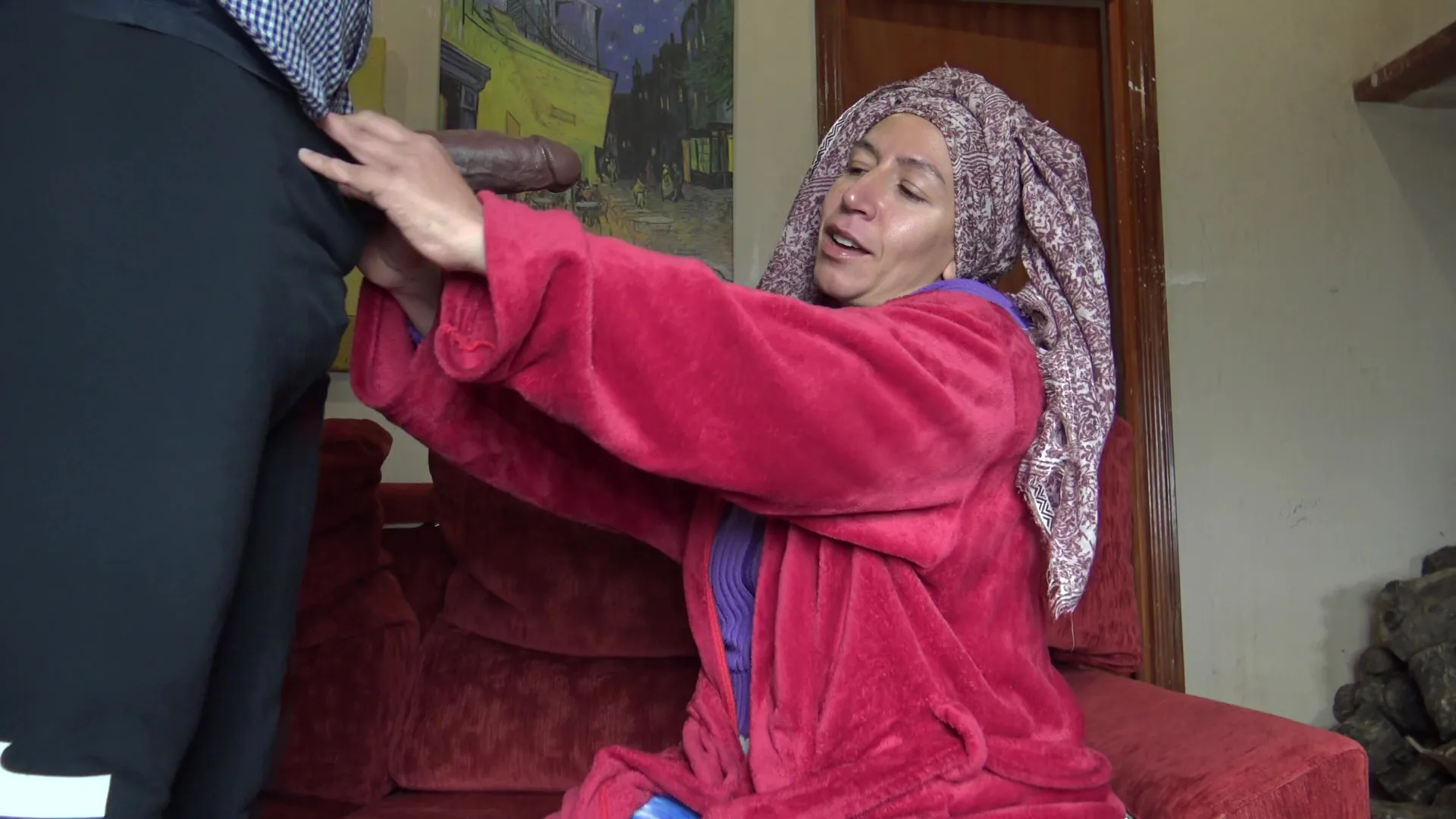 This Turkish Granny Is Shocked !!! First Big In Her Life With Saya Karim