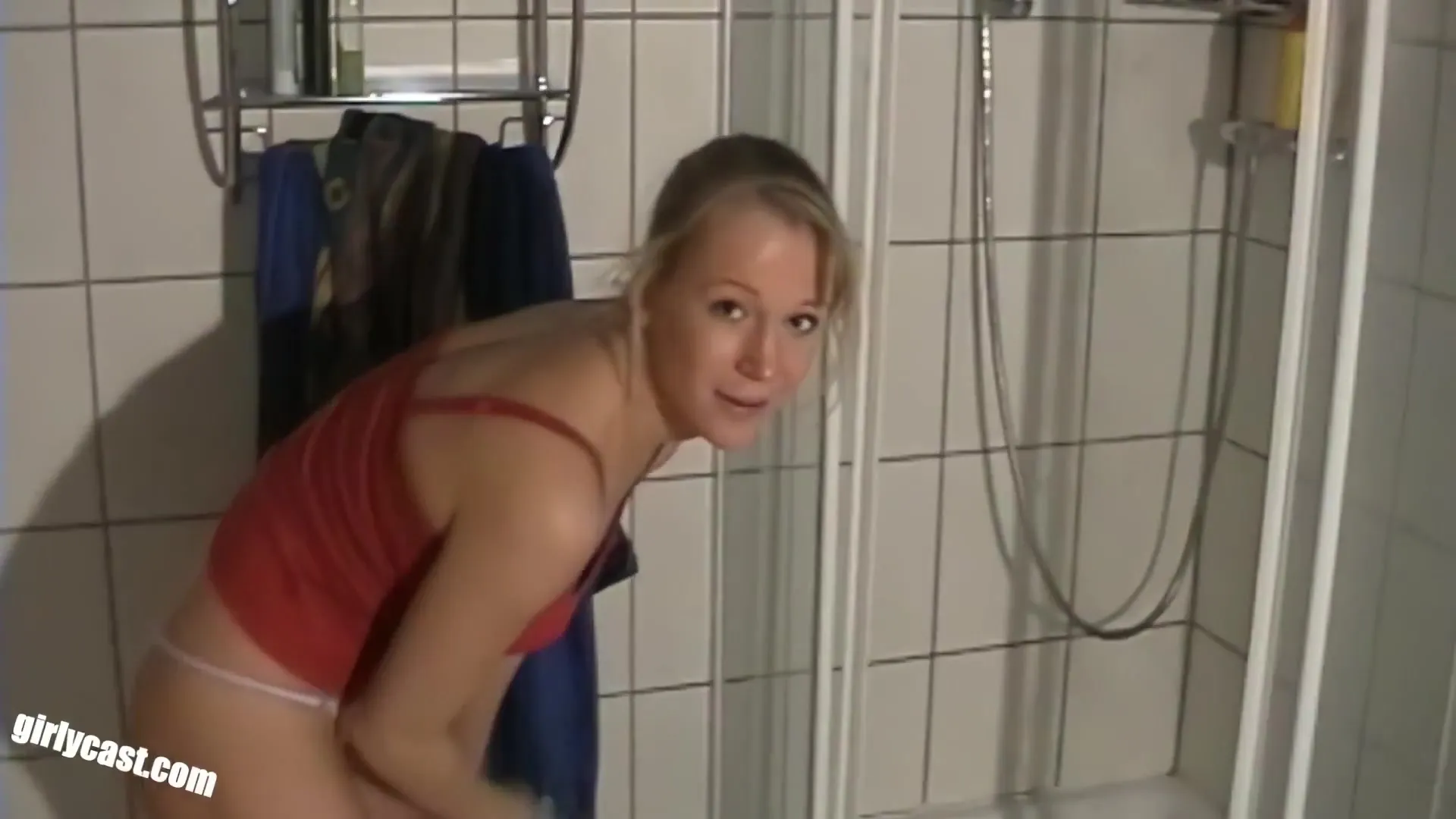 Anna - Will She Make It The First Time With A Bbc? Bts