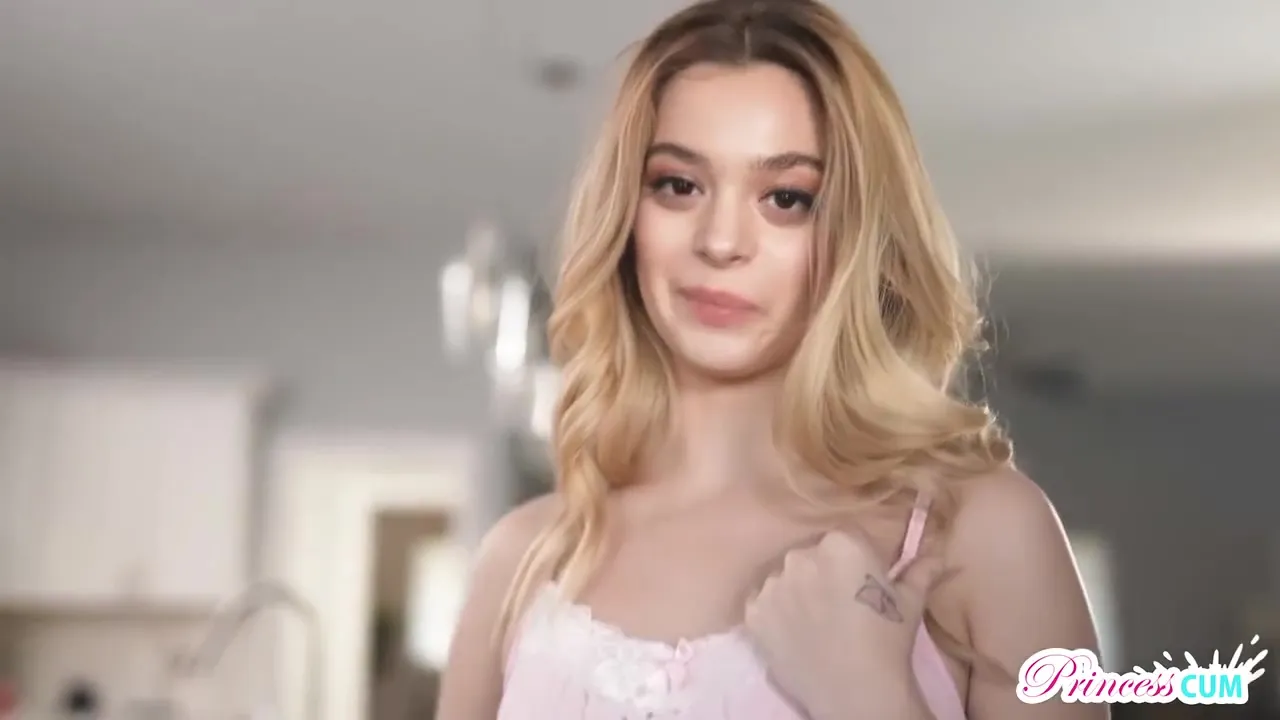 Molly Little Yammy Teen 18+ Hot Sex Video