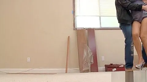 Latina Cougar loves to Suck