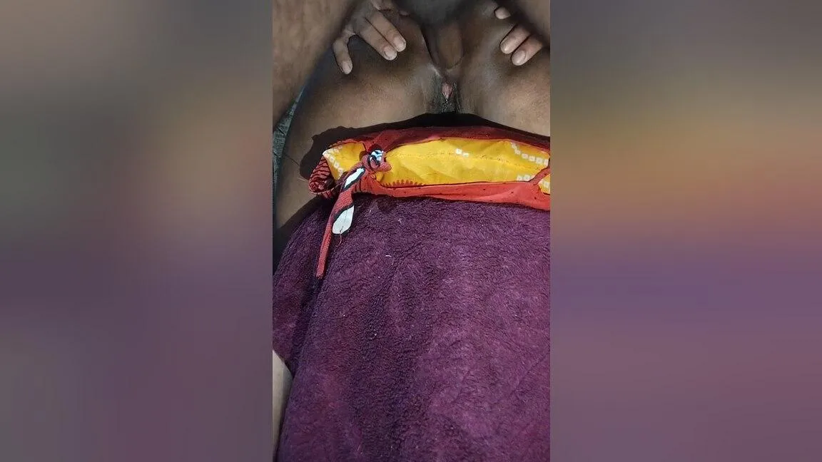 Desi Nokrani Ko Jabardasti Choda Our Cheekh Nikal Di Hindi