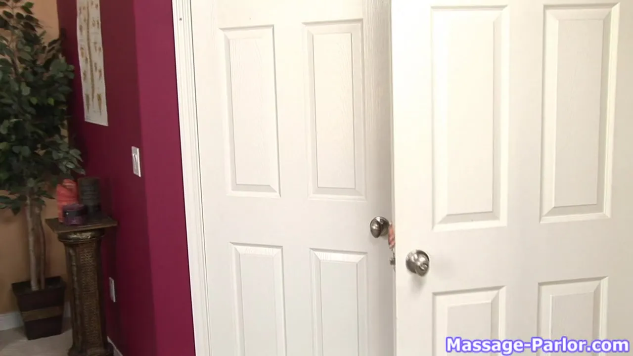 Massage-Parlor: The Deal