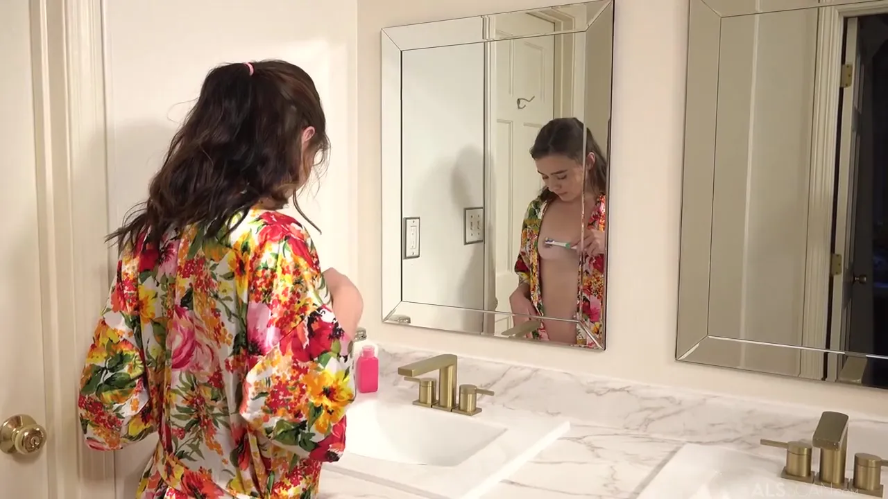 Lovely Hussy Veronica Church Solo Xxx Video
