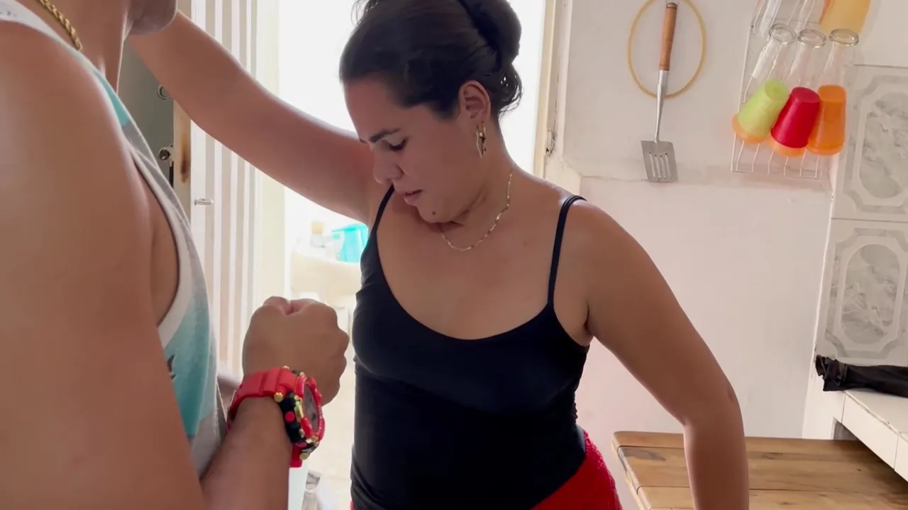 I Fuck The Ass Of A Brunette That I Found In The Supermarket - Horny Indian