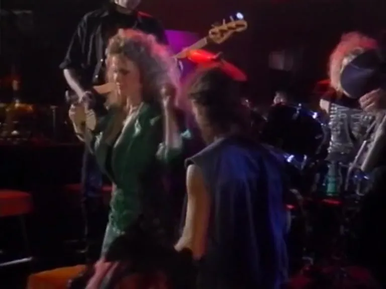 Lesbian facesitting and doggy fuck