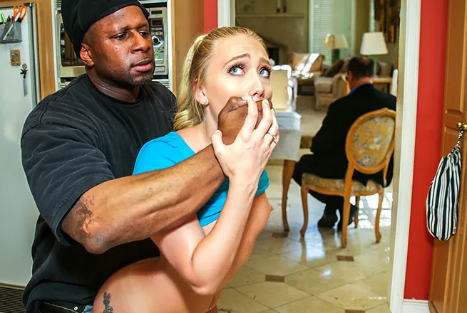 Strong Armed That Pussy - AssParade