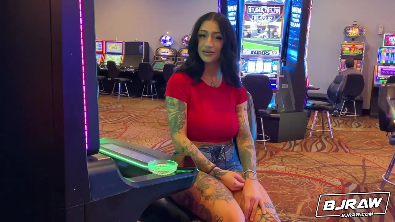 Lunas Sin City Facial - Luna Baby