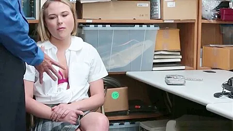 Confused teen 18+ Shoplifter Fucks With A Guard For Her Freedom