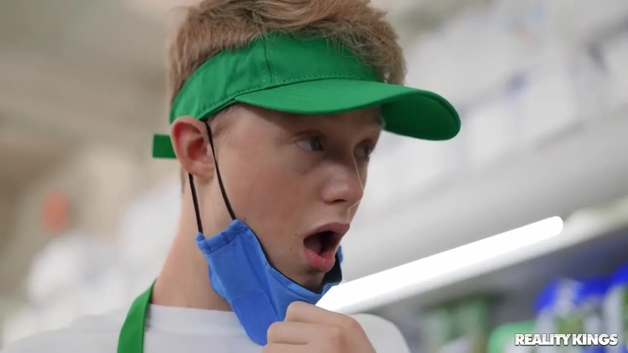 Supermarket Whore Kitten Latenight Gets Fucked By Sk