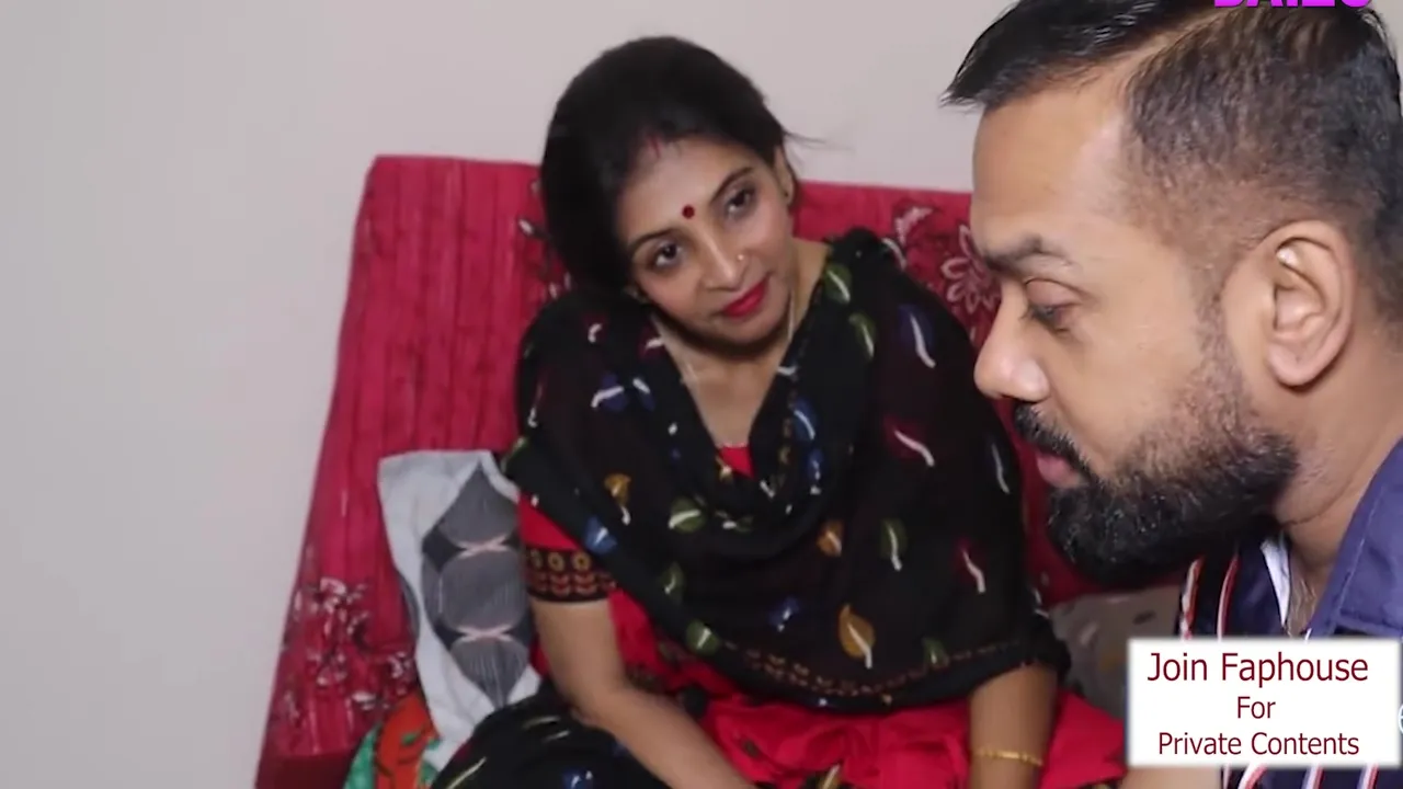 Hindi Sex In Desi Chudai Horney Bhabi Blowjob And Eating Cum