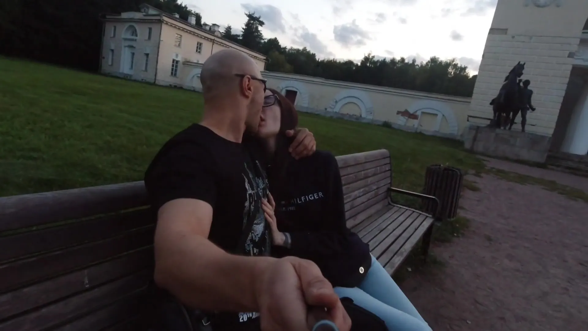 Znakomstvo V Parke, Zakonchevsheesya Krutm Otvyaznm Seksom U Menya Doma By Eros Gold - Eva Gold