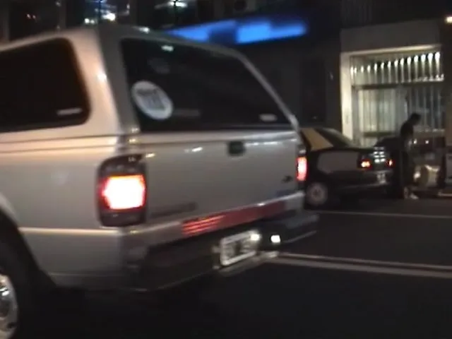 Blonde and brunette lesbian licking in taxi