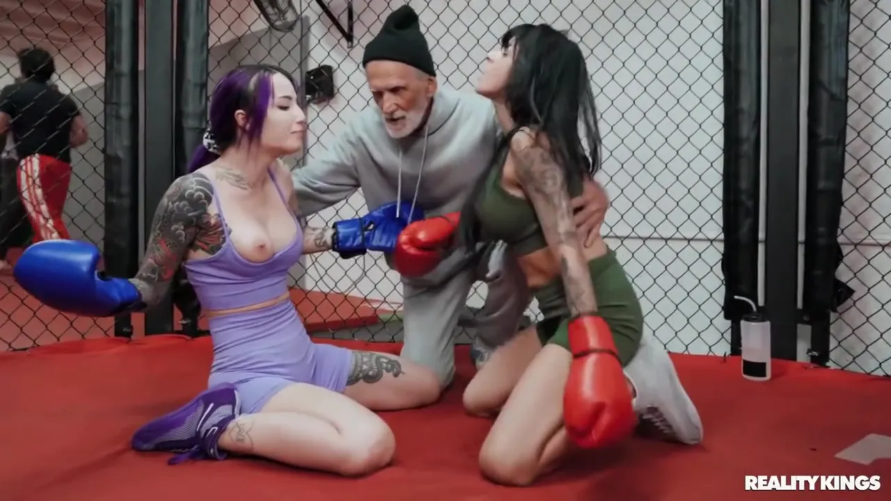 Gloves Off, She Wants Your Box Sadie Pop, Valerica Steele