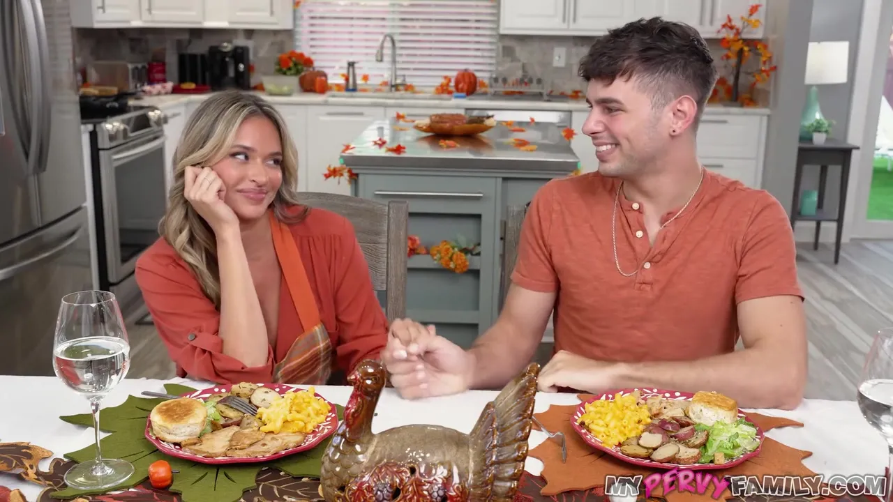 Stepmom We Are Playing Fire During Thanksgiving