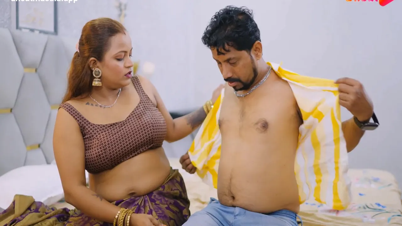 Beautiful Bhabhi Sex With Her Husband Tight Pussy Hardfuking