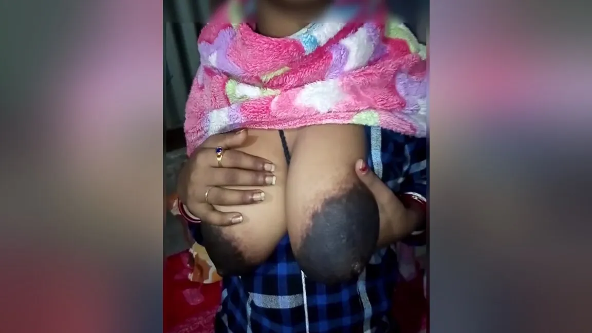 Big Milky Boob Show Bhabij