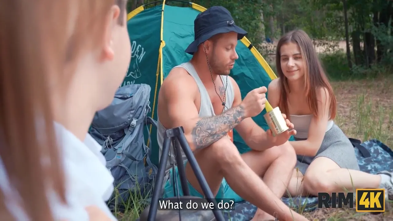 2 Girls 1 Cleanup 17 Min