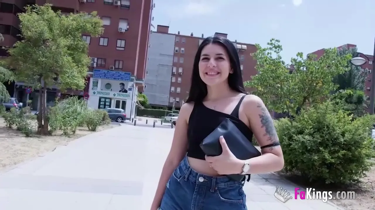 Super-hot Cuban Paola White Makes Her 1st Official Casting With Us