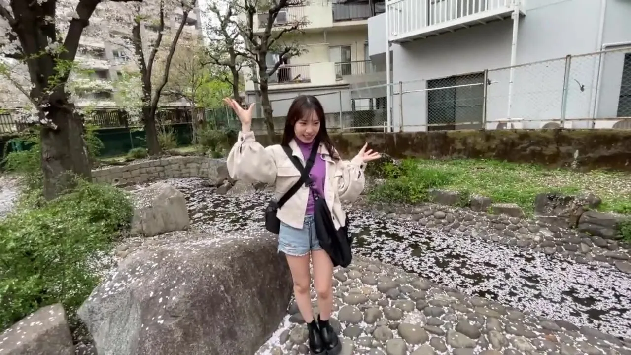 300ntk-576　玉砕覚悟の本気ナンパでスレンダー美ボディ美少女