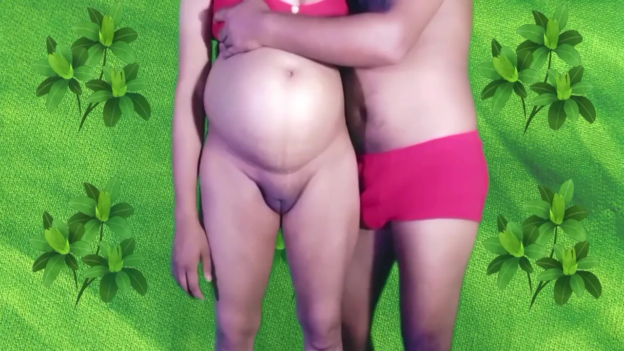 The Stepmother Was Naked And Fucked By The Stepson