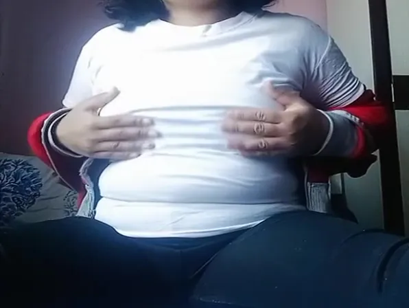 Teen 18+ Girl Masturbating