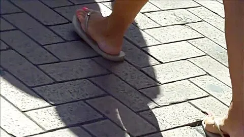 Light Pink Soles Tanned Feet & Sexy Legs