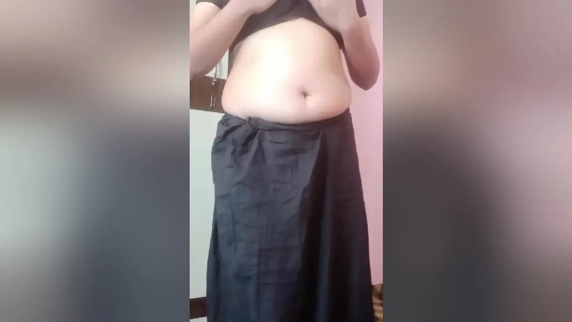 Chick Masturbating In Front Stepbrother