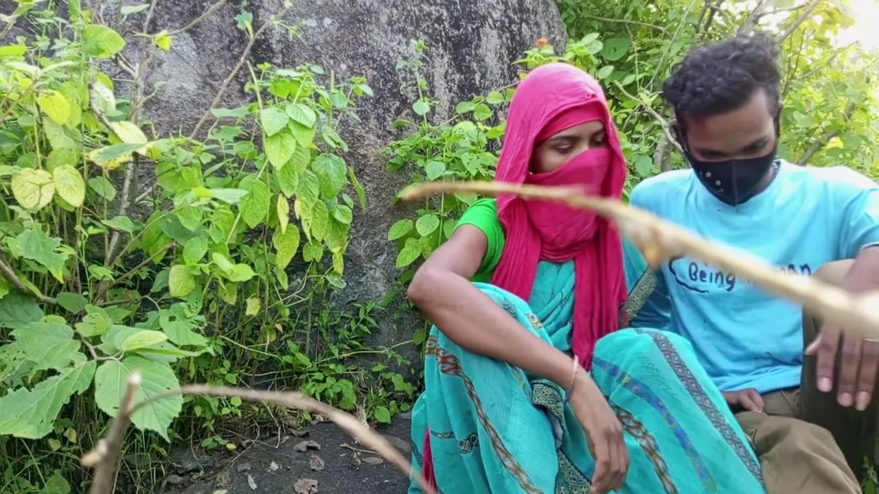 Desi Girl Coming Forest Village Area Sex - Desi Bhabhi In Forest Fucking Hot Look - Outdoor Jangle Sex In Hindi