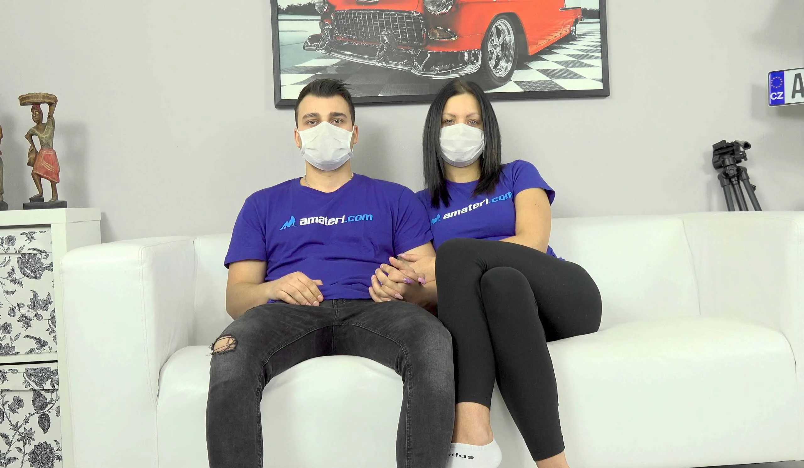 Don Diego & Julia Parker in The Horny Couple Is Not Afraid Of Coronavirus - Porncz
