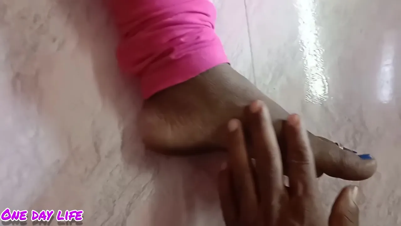 Tamil Divorced Neelaveni Stepsister Sex Sharing With Stepbrother
