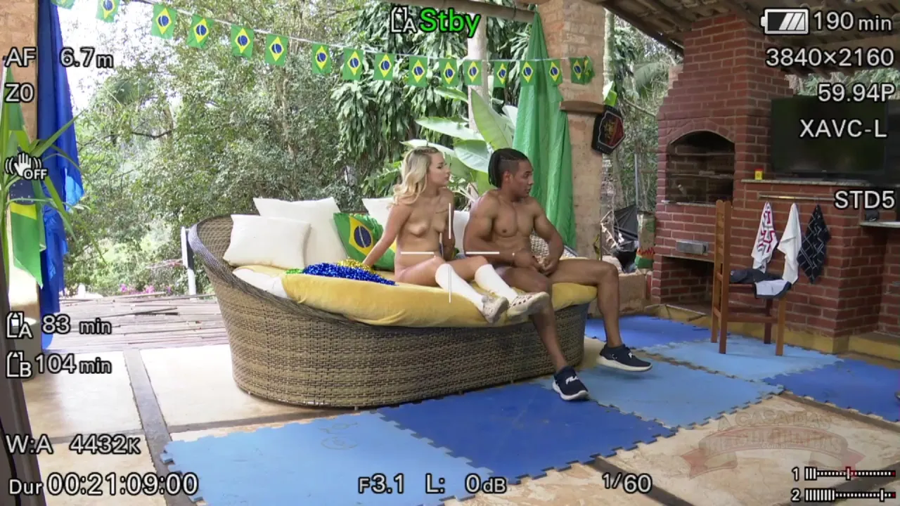 22-08-26 - Jlol - Recording A Scene With The Delicious Blon