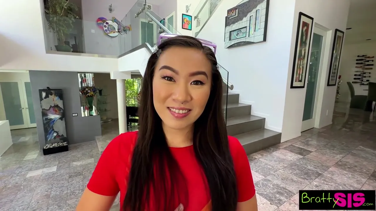 Petite Horny Stepsis Kimmy Kimm Asks, Do You Wanna Know What My Mouth Feels Like Around Your Dick?