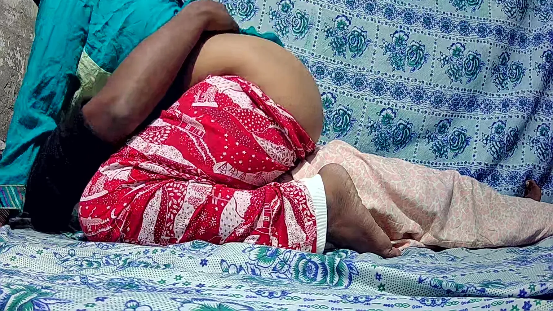 Indian Nurse And Peasant Sex In The Park