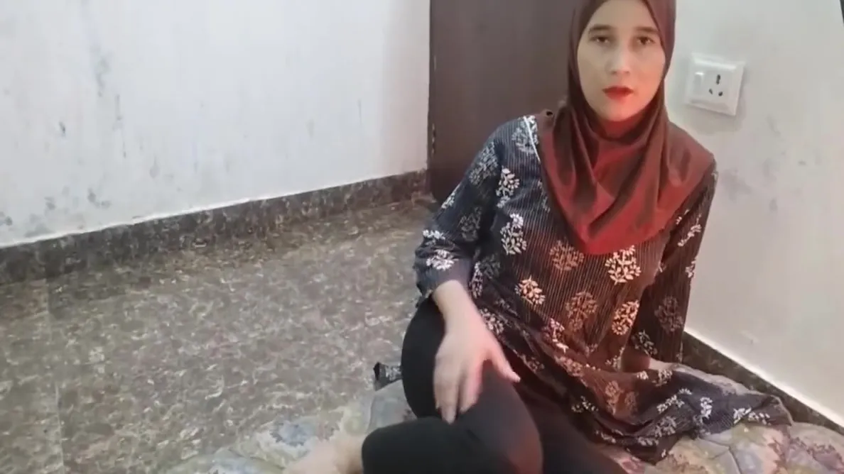 Stepbrother Ne Hotel Me Oye Me Pel Diya