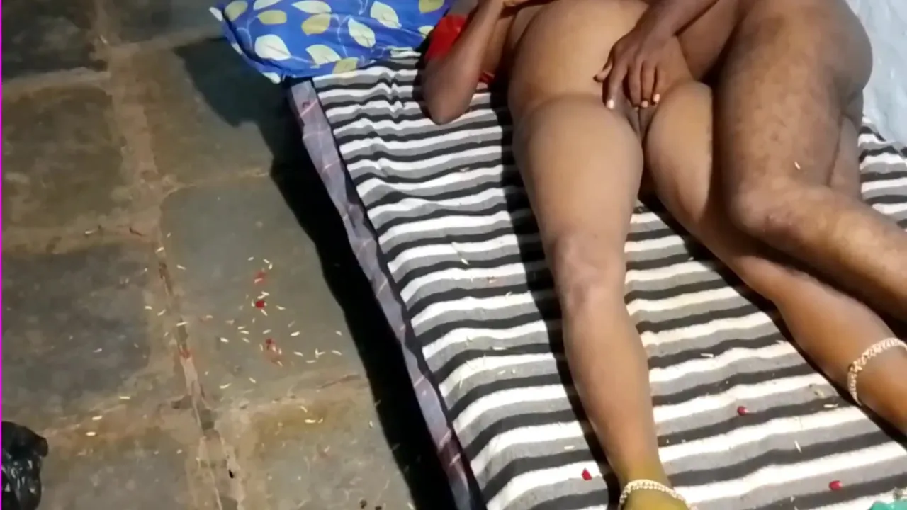 Indian Anu Bhabi Hard Sex With Boyfriend In Doggy Style