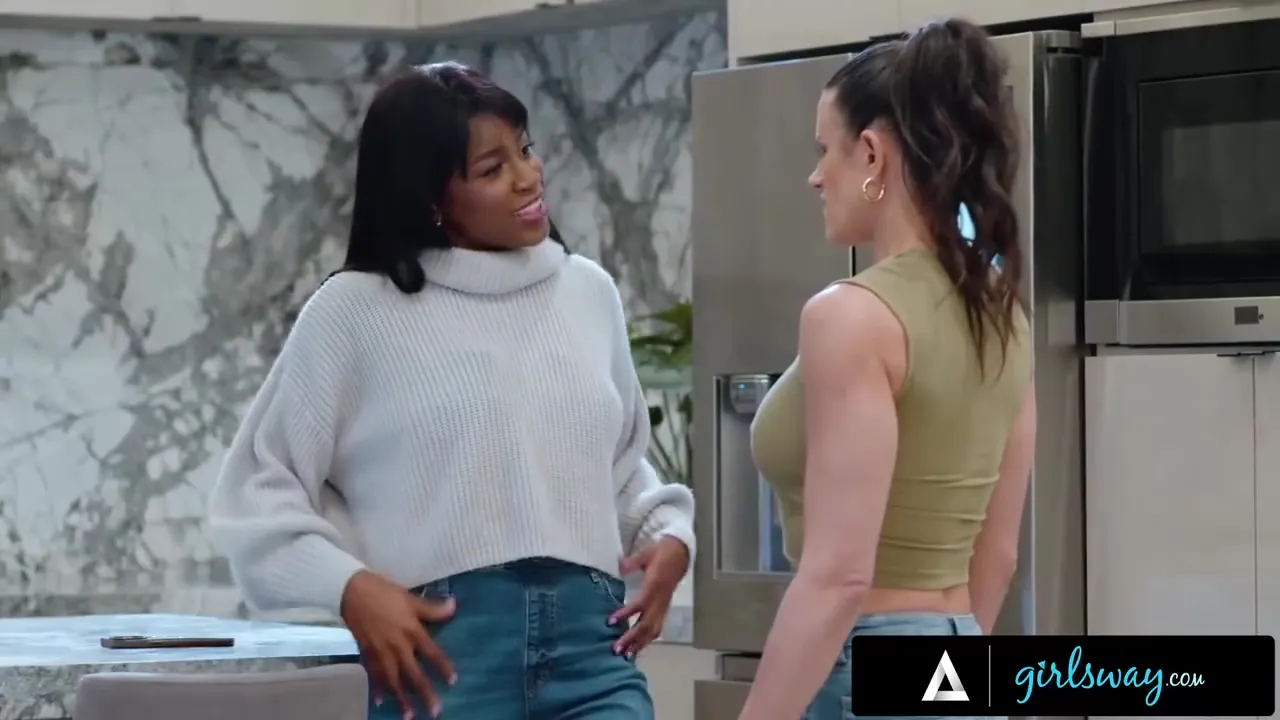 Watch Radiant Penny Barber And Nicole Kitts Action