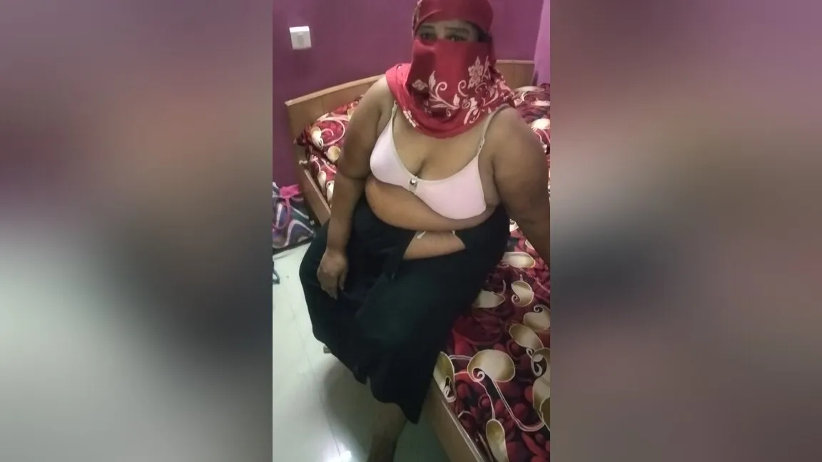 Tamil Nurse Akka Wearing Dress After Sex At Coimbatore Lodge