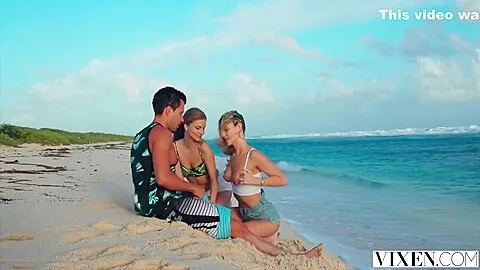 Threesome, Friends Dreams Come True !